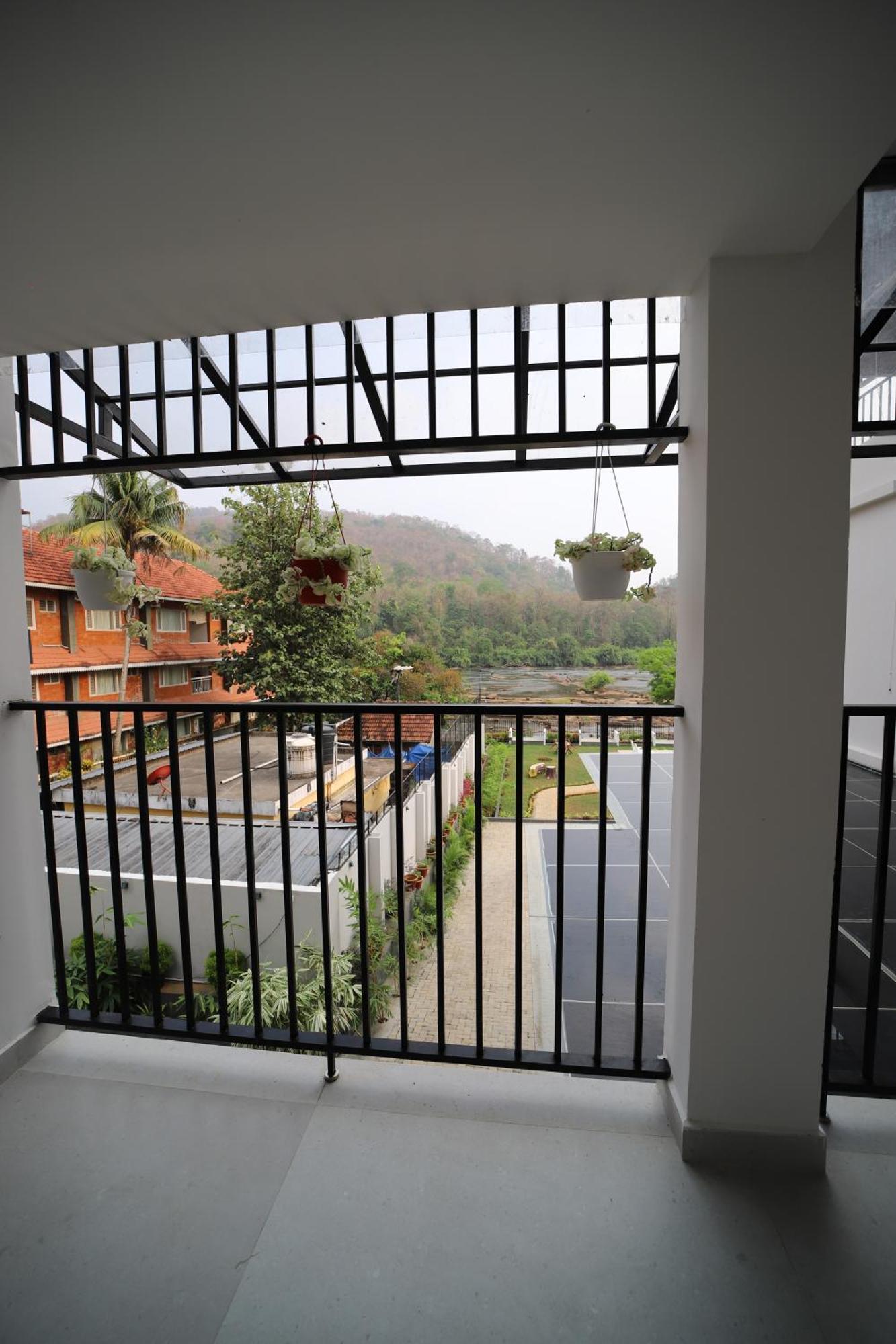 Seeheim Resorts Athirappilly Esterno foto